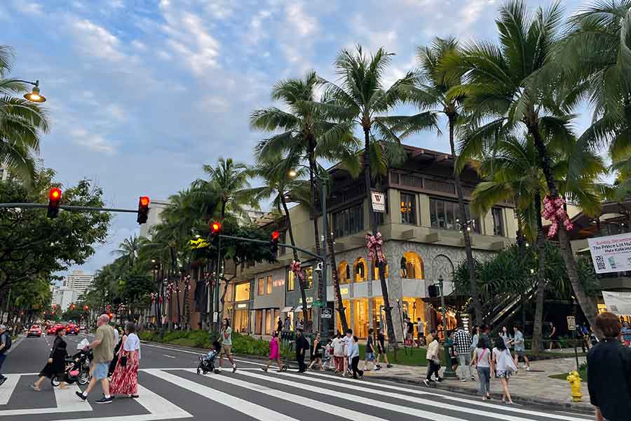 ワイキキの街【写真：i-know】