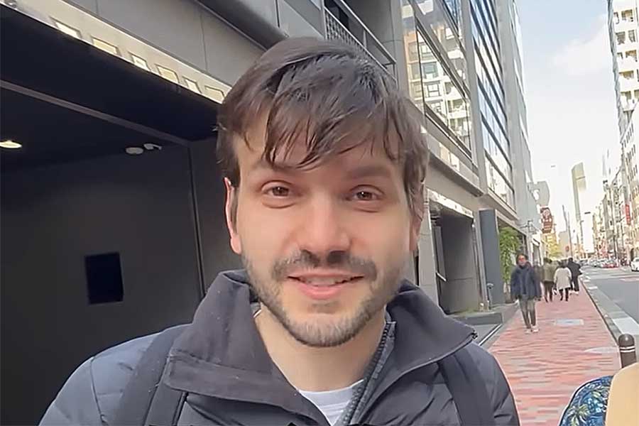 フランス人のジェレミーさん（スクリーンショット）