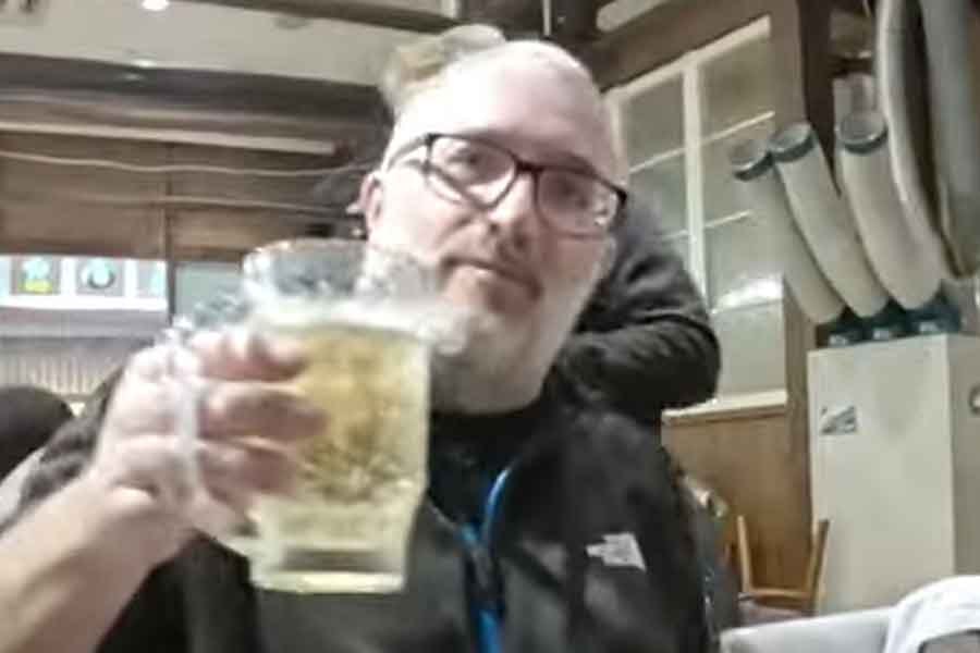 おいしい日本食を満喫したお父ちゃん（スクリーンショット）