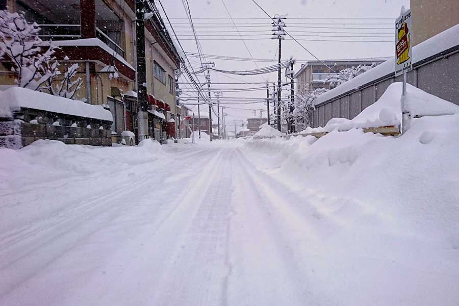 積雪に見舞われる地域（写真はイメージ）【写真：写真AC】