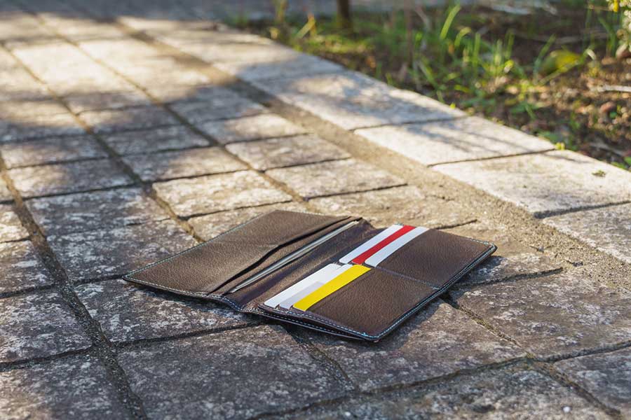 財布を落としたら、戻ってくる可能性は低いという（写真はイメージ）【写真：PIXTA】