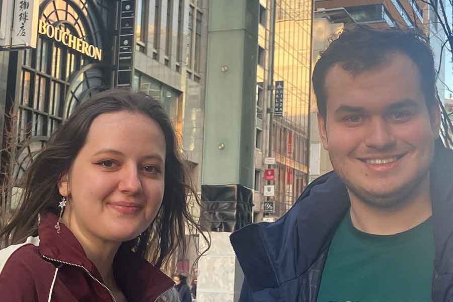 オランダ在住の(左から)クリスティアーナさんとアンドレさん【写真:Hint-Pot編集部】