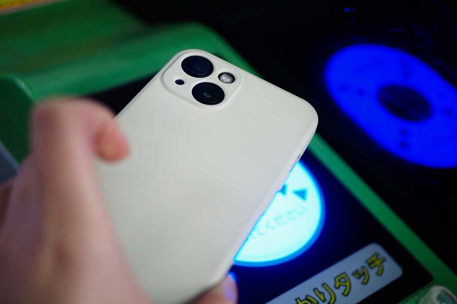 Suicaをスマホに入れると乗り降りが簡単に（写真はイメージ）【写真：写真AC】