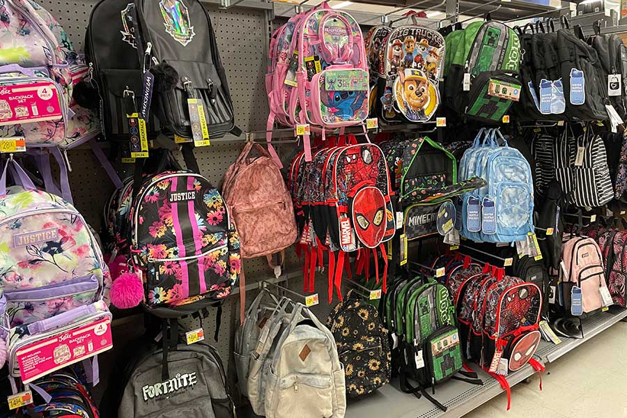 1年に1度、学校で使うバックパックを新調するのがアメリカの文化【写真：i-know】