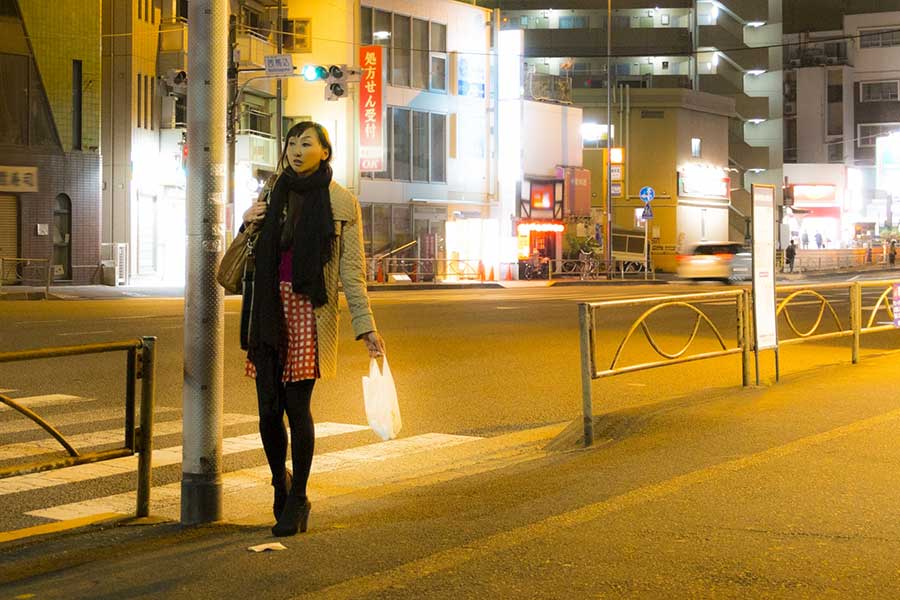 アメリカ人のウィルさんの感覚では、女性ひとりで出歩くことは母国では危険でありえないことだという（写真はイメージ）【写真：写真AC】