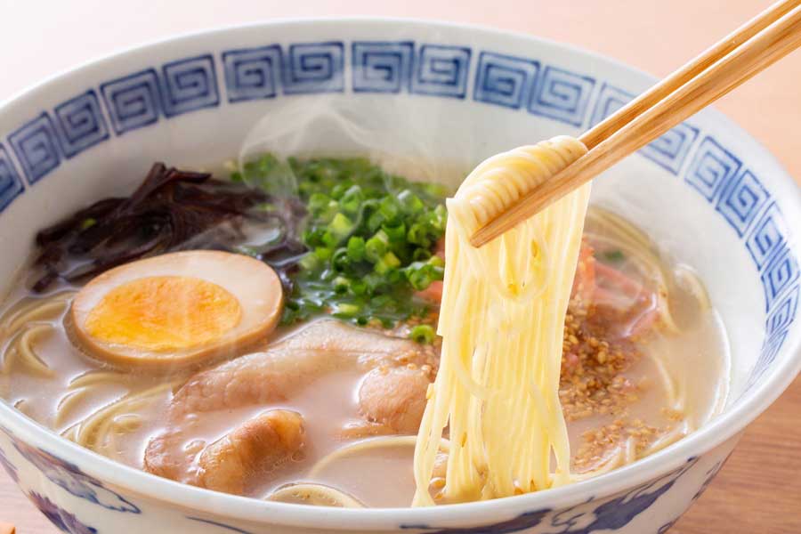 寒い日はさらにおいしい！　熱々のラーメン（写真はイメージ）【写真：PIXTA】