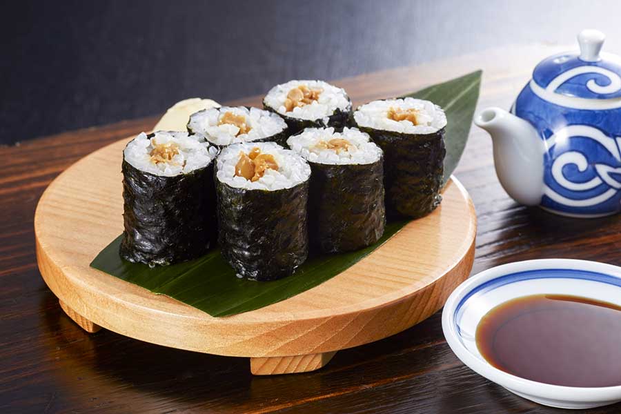 外国人の好き嫌いが分かれる納豆巻き（写真はイメージ）【写真：写真AC】