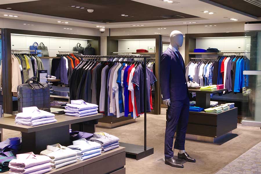 日本では、専門店でなくてもさまざまなアイテムを置いていることが多く、「選ぶ幅がある」と感心（写真はイメージ）【写真：PIXTA】