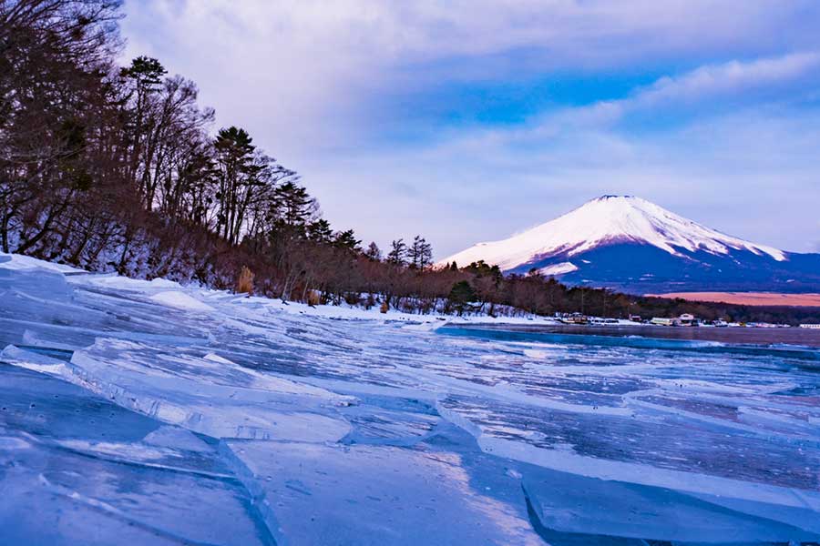 標高が高い山中湖【写真：写真AC】