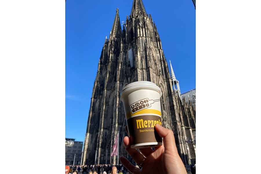 ドイツでの暮らしを満喫する昼行燈さん【写真提供:昼行燈(@Liutoliuto)さん】