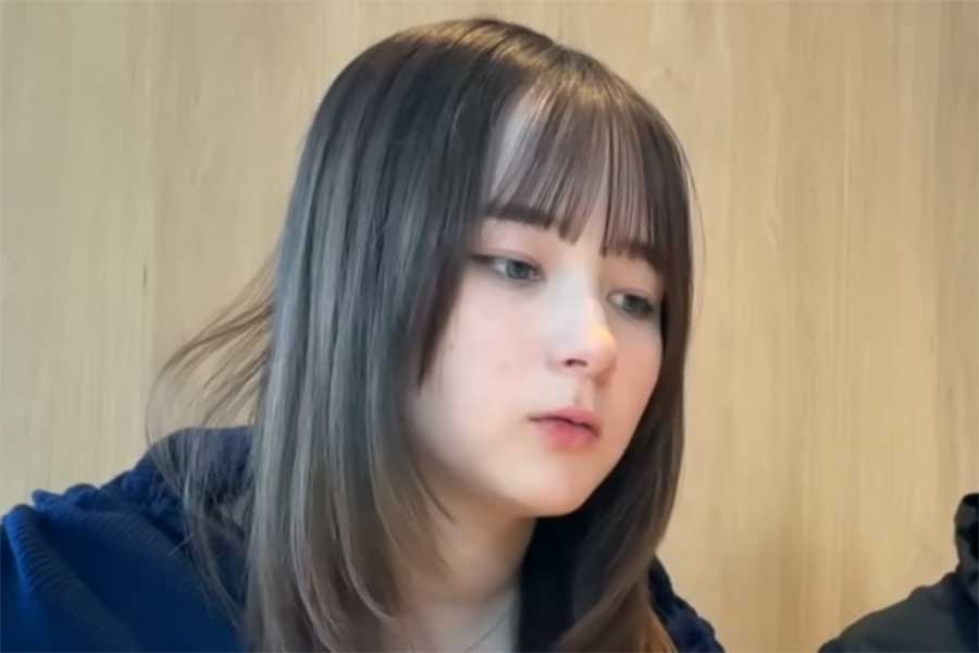 オーストラリア人のパパと日本人のママを持つキアラちゃん【出典：YouTube「Life with Kiara」よりスクリーンショット】