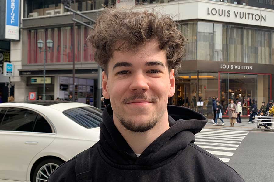 オーストラリアから来たエライジャさん【写真：Hint-Pot編集部】