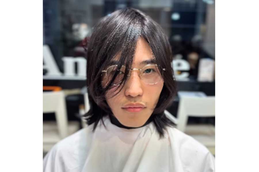 9か月間、ハサミを入れずに伸び切っていた変身前の姿【出典：インスタグラム（yokkoi_beautician）よりスクリーンショット】