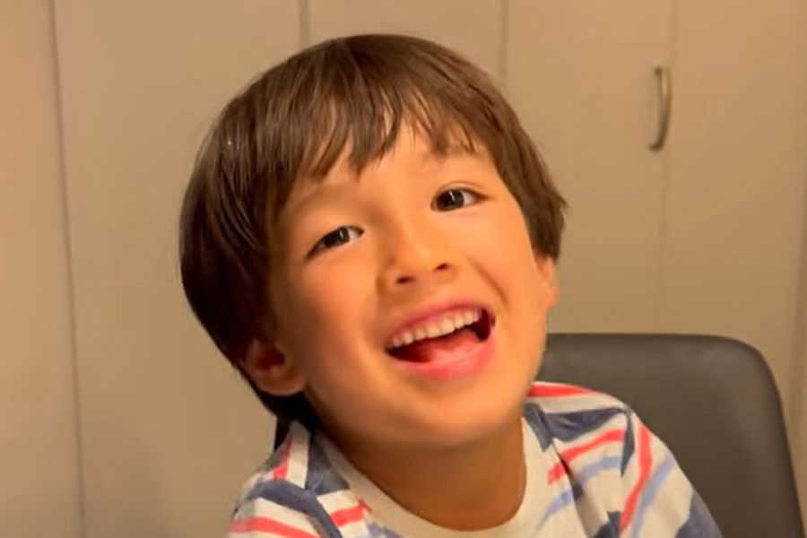 神戸での時間を満喫したミオくん【出典：YouTube「Ami's Life」よりスクリーンショット】