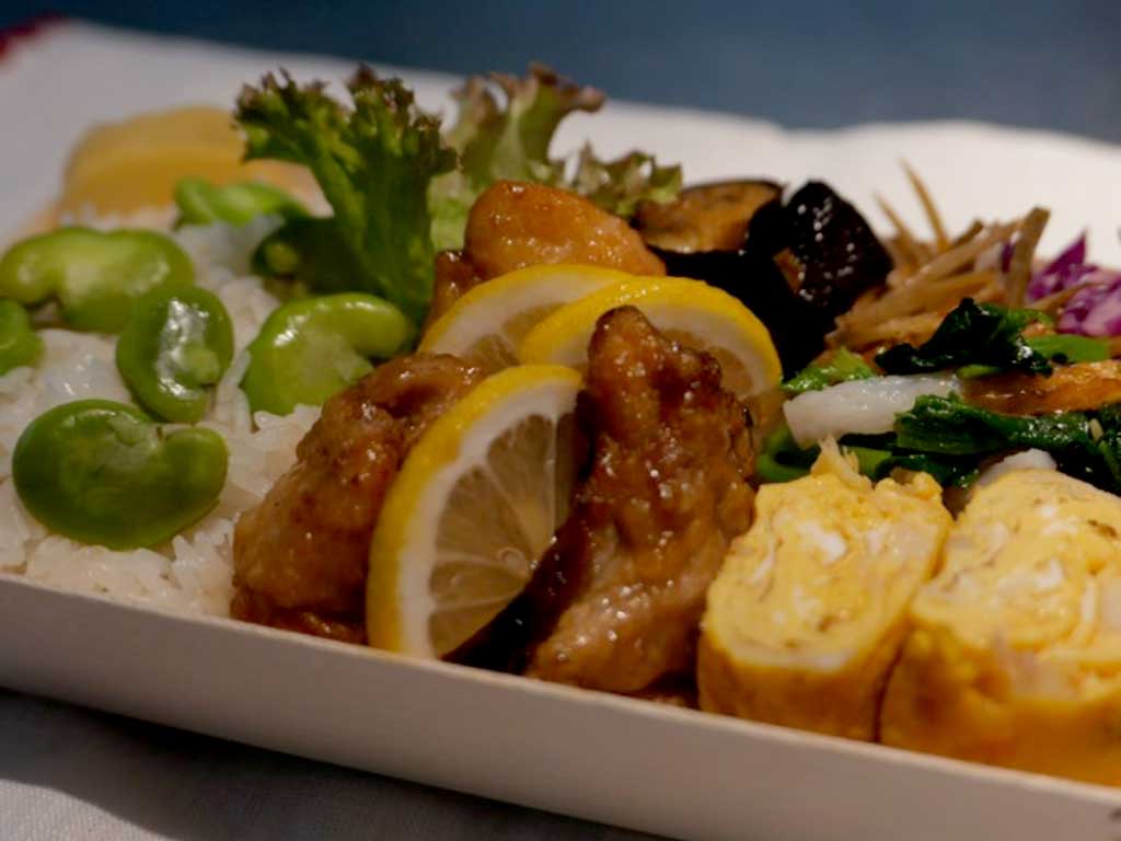 滝沢さんが作った弁当【出典：インスタグラム（makikotakizawa）よりスクリーンショット】