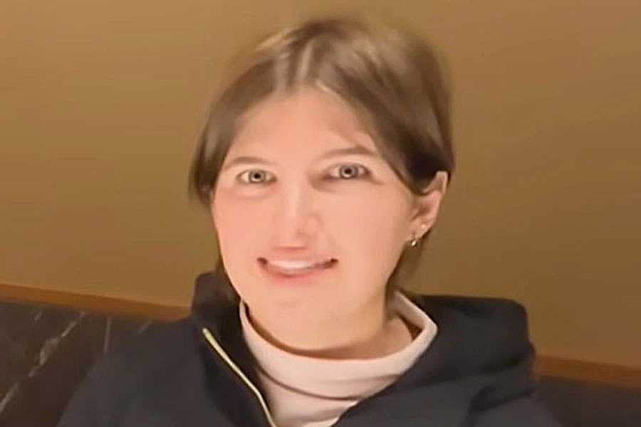 アメリカから日本に引っ越したサラさん【出典：YouTube「日本食冒険記Tokyo Food Adventures」よりスクリーンショット】