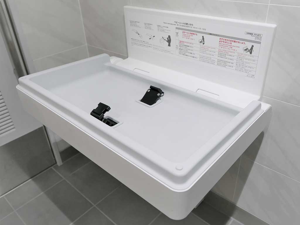 公共施設などに設置されている日本のおむつ台に感動（写真はイメージ）【写真：写真AC】