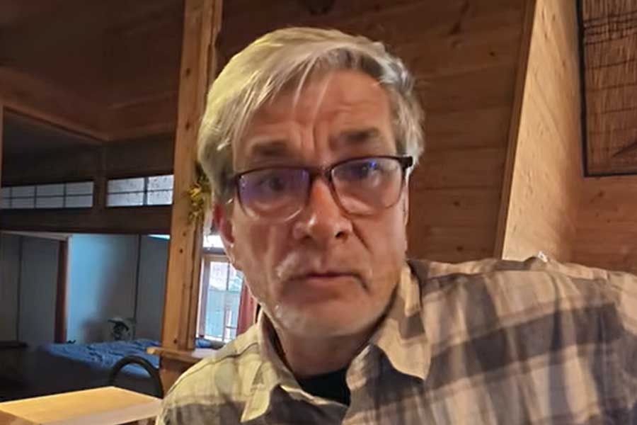 コロンビアから初訪日したジョハネス(オリパパ)さん【出典:YouTube「Ori&Kaito」よりスクリーンショット】