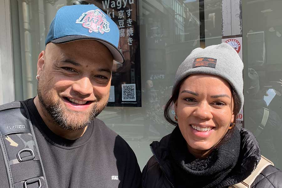 オーストラリアから来た（左から）ヘストンさんとティアさん【写真：Hint-Pot編集部】