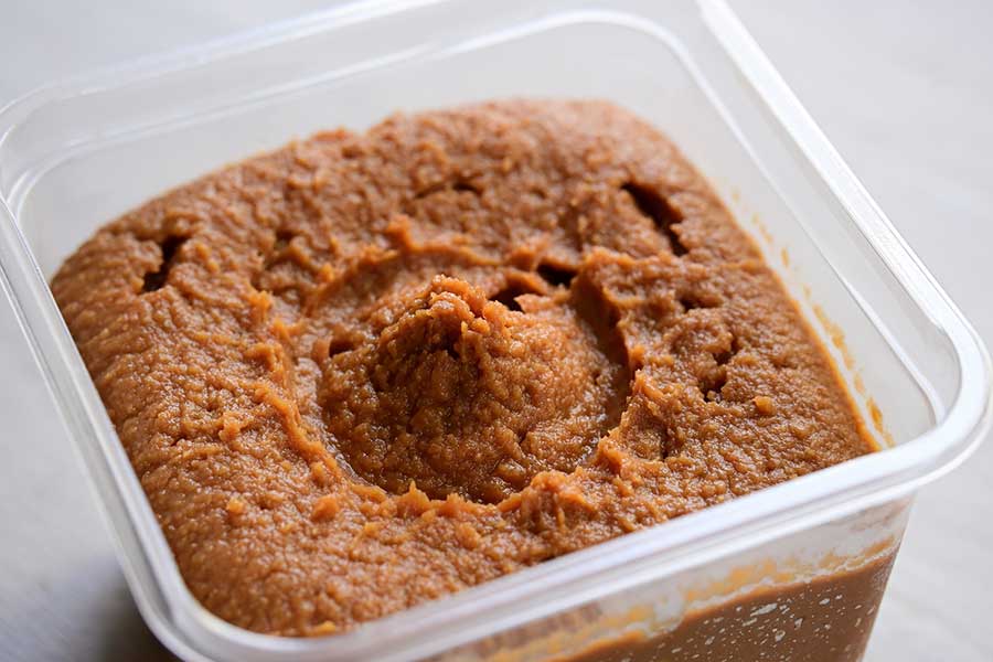 使い終わったプラスチックの容器、どうやって捨てる？（写真はイメージ）【写真：PIXTA】