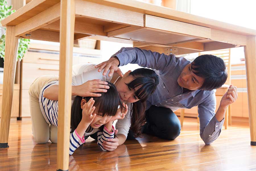 地震発生時にやってはいけない行動とは(写真はイメージ)【写真:PIXTA】
