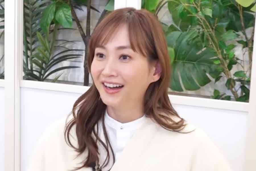 視聴者のお悩みに答えた藤本美貴さん【出典：YouTube「ハロー！ミキティ」よりスクリーンショット】