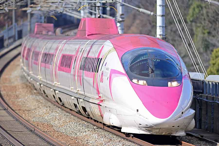 インバウンド客からも支持される「ハローキティ新幹線」（写真はイメージ）【写真：PIXTA】