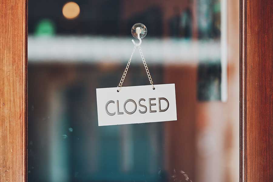 日本ではレストランが週末でも早く閉まる（写真はイメージ）【写真：写真AC】