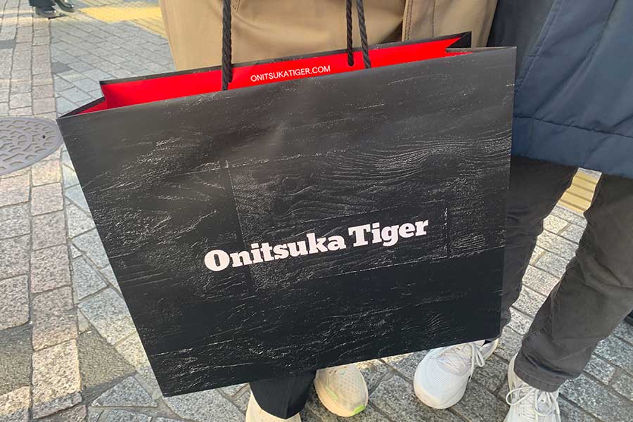 とくに欧米からの人気が高い「オニツカタイガー」【写真：Hint-Pot編集部】