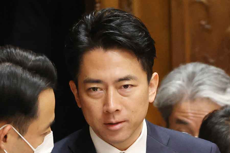 小泉進次郎防衛大臣【写真:Aflo】