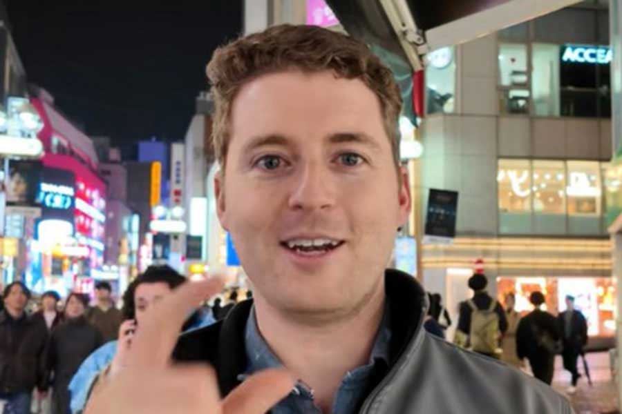 アメリカ人YouTuber・ジェイソンさんと日本の旅を楽しんだ、義兄のトレヴァンさん【YouTube「Jason Ray ジェイソンレイ」よりスクリーンショット】