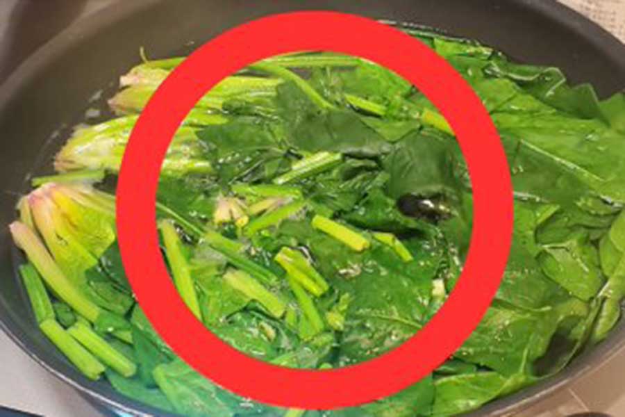 正しく下ゆでをしたホウレン草【写真提供：青髪のテツ（@tetsublogorg）さん】