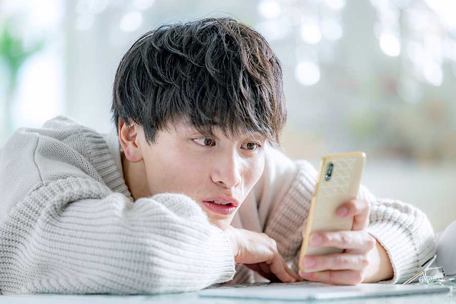 副業詐欺に注意（写真はイメージ）【写真：PIXTA】