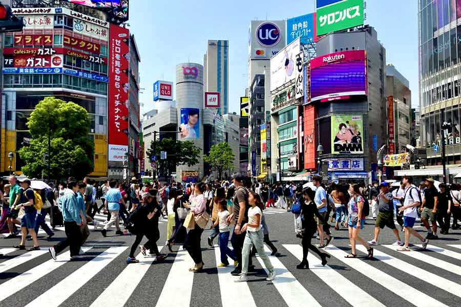 東京の街の雰囲気に衝撃（写真はイメージ）【写真：PIXTA】