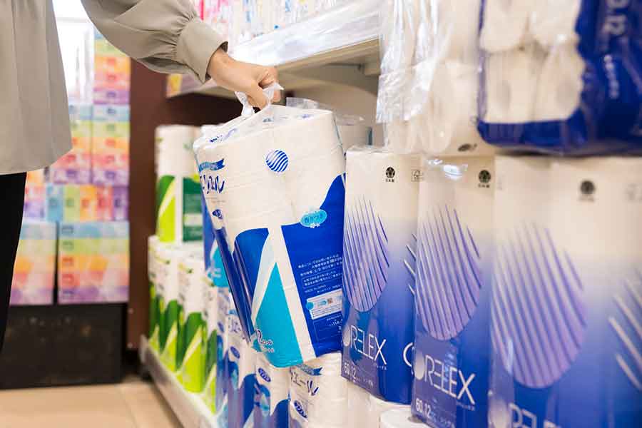 不安で買い溜めしがちに（写真はイメージ）【写真：PIXTA】