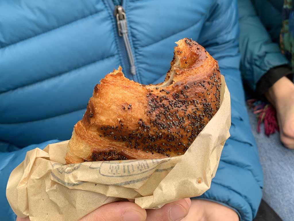 あんこが入ったデニッシュ生地のパン（写真はイメージ）【写真：Hint-Pot編集部】