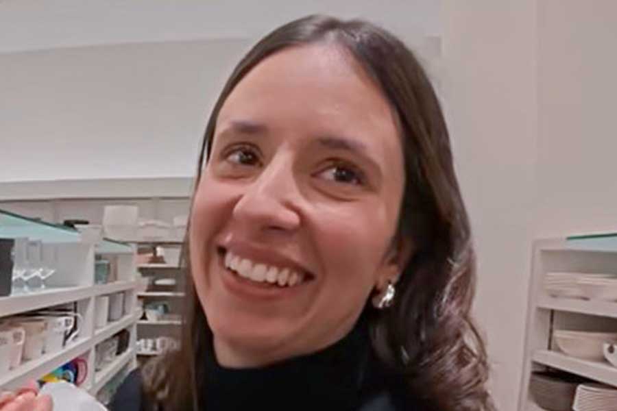 コロンビアからやってきた、Oriさんの妹・ジジさん【出典:YouTube「Ori&Kaito」よりスクリーンショット】