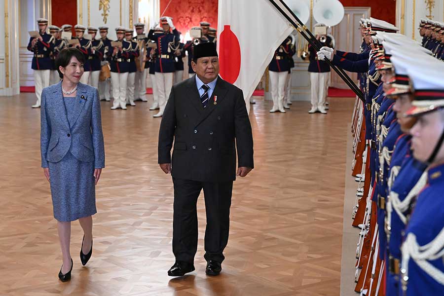 迎賓館赤坂離宮で首脳会談を行った（左から）高市早苗首相とプラボウォ・スビアント大統領【写真：産経新聞社】