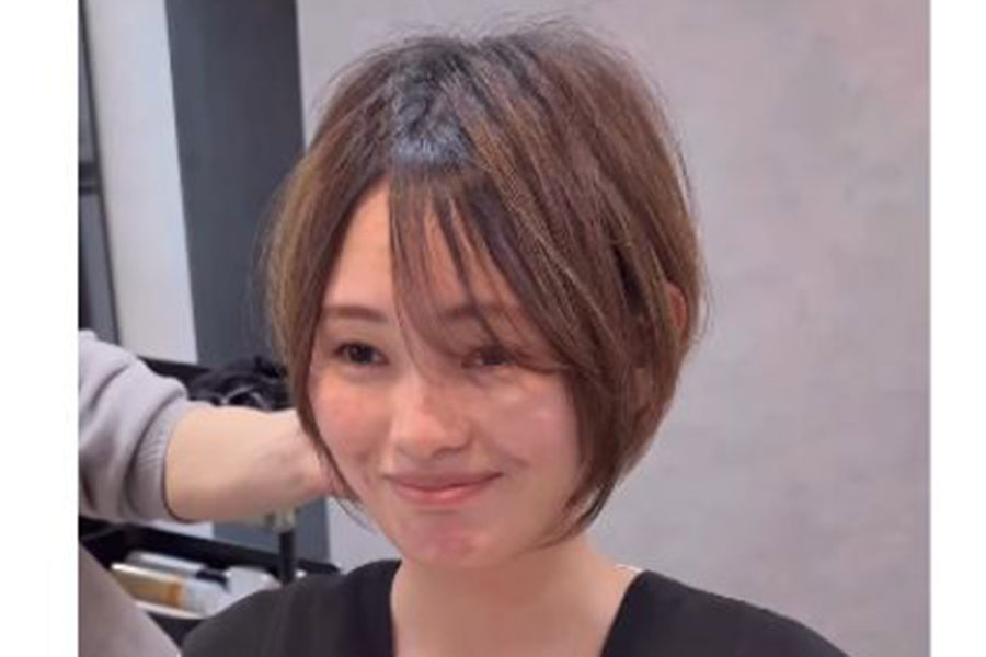 かわいらしいショートに大変身【出典：インスタグラム（view_yamaji）よりスクリーンショット】