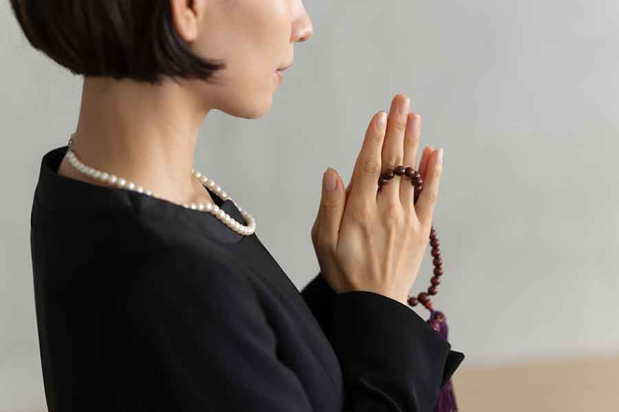 急なお葬式にどう対応する？（写真はイメージ）【写真：PIXTA】