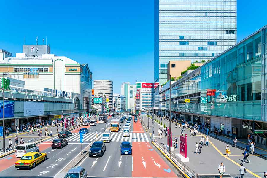 交通手段として電車が発達していることから、道路の渋滞が比較的少ないことに驚愕（写真はイメージ）【写真：PIXTA】