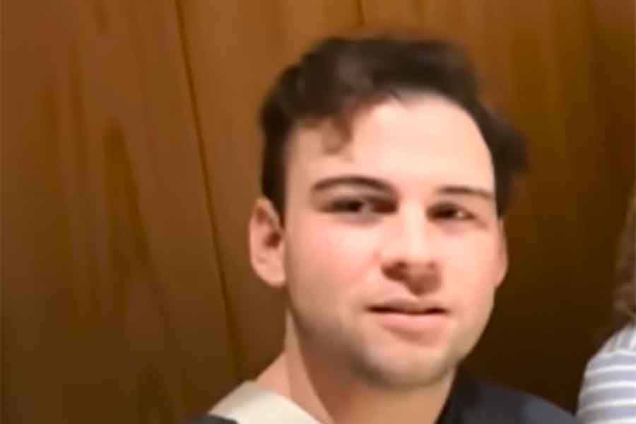 アメリカからやってきたデイビッドさん【出典:YouTube「日本食冒険記Tokyo Food Adventures」よりスクリーンショット】