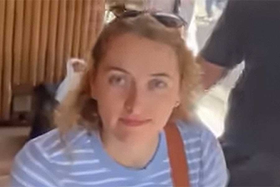 アメリカからやってきたエープリルさん【出典：YouTube「日本食冒険記Tokyo Food Adventures」よりスクリーンショット】