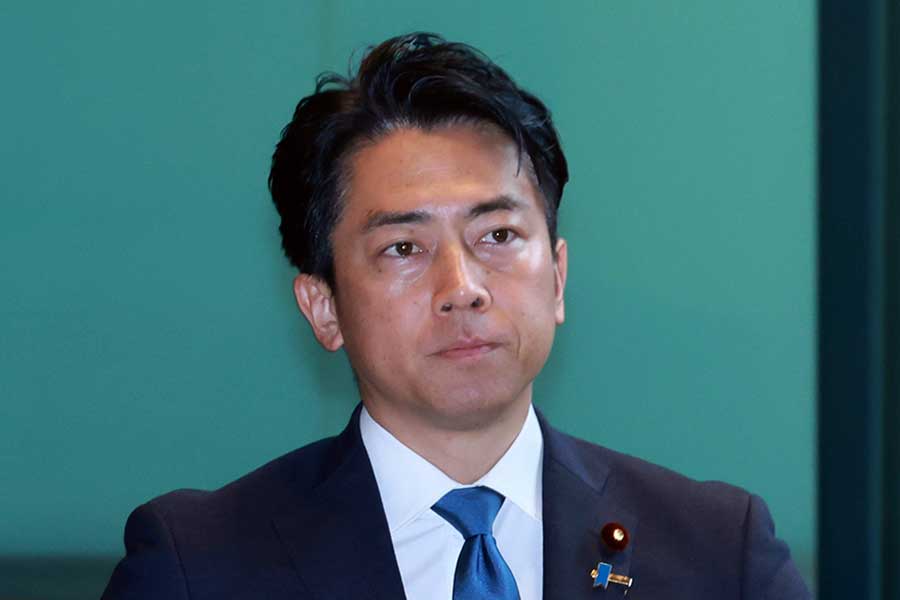 小泉進次郎防衛大臣【写真：産経新聞社】