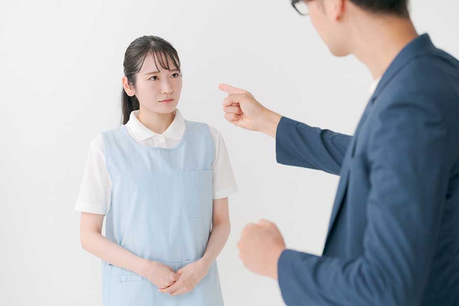 カスハラの加害者にならないために気をつけるべきこととは（写真はイメージ）【写真：PIXTA】