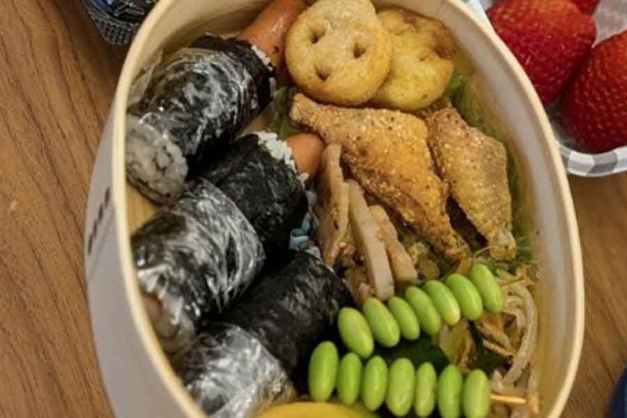 中村仁美さんが三男に作ったお弁当【出典：インスタグラム（nakamura_hitomi_official）よりスクリーンショット】