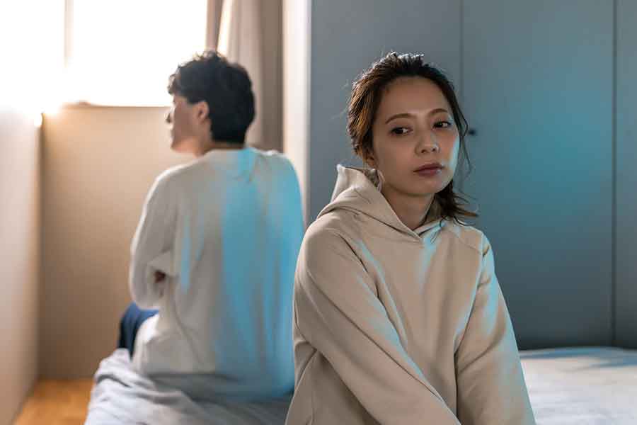春は夫婦のすれ違いが生じやすい季節（写真はイメージ）【写真：PIXTA】