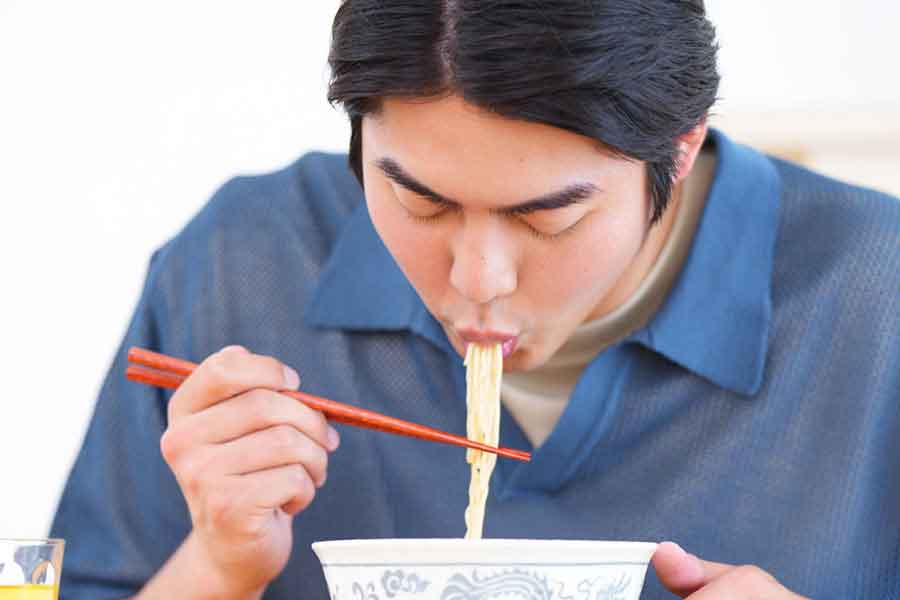 麺料理を音を立てて豪快にすすって食べる日本人に衝撃（写真はイメージ）【写真：写真AC】
