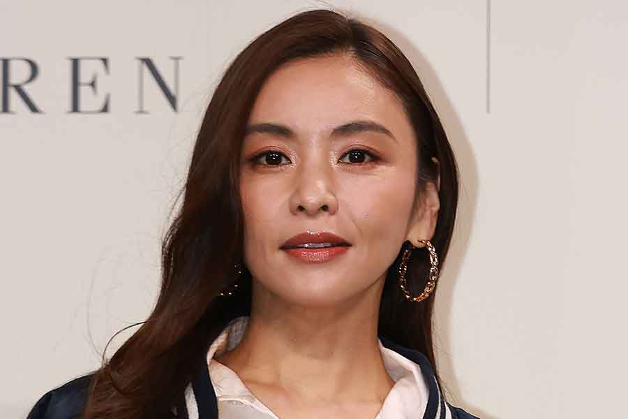 モデルの滝沢眞規子さん【写真：産経新聞社】