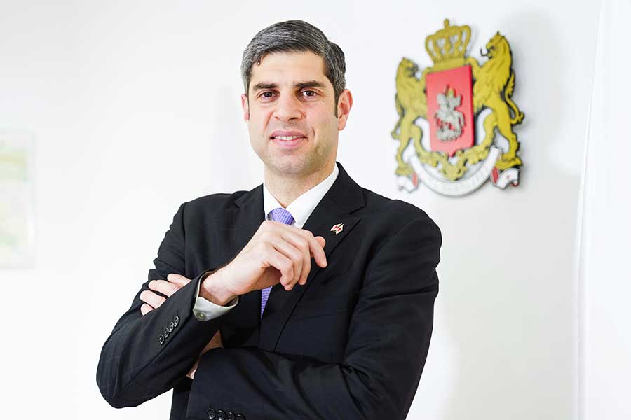 日本での生活を語ったティムラズ・レジャバ駐日ジョージア大使【写真：黒澤崇】